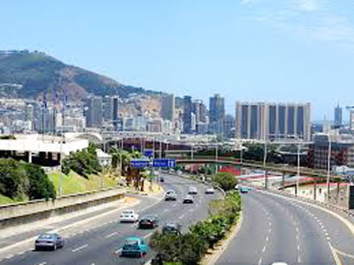 Kể từ đầu năm 2014, thủ đô Pretoria của Nam Phi sẽ được đổi tên thành Tshwane.